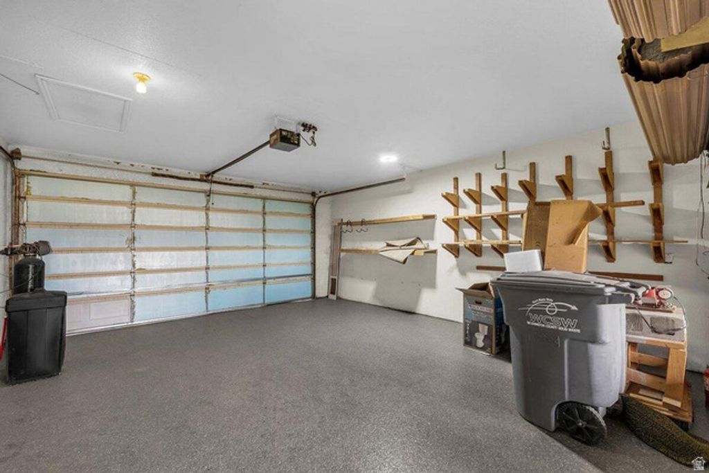 Image 15 of property listing at 1331 N DIXIE DOWNS RD #100, St. George, UT 84770