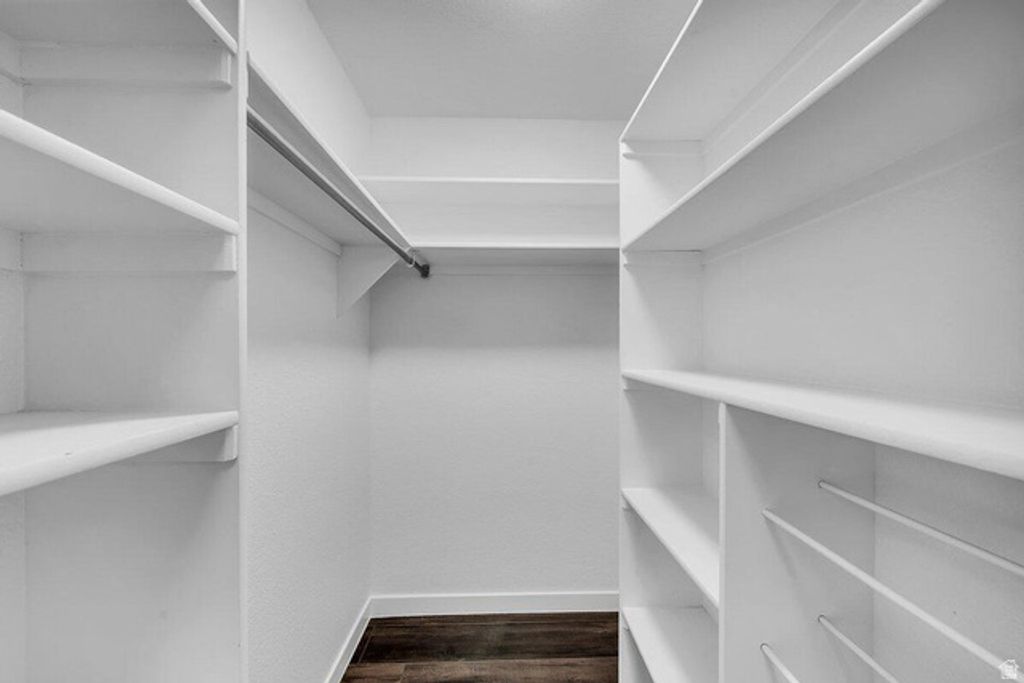 Image 7 of property listing at 1331 N DIXIE DOWNS RD #100, St. George, UT 84770