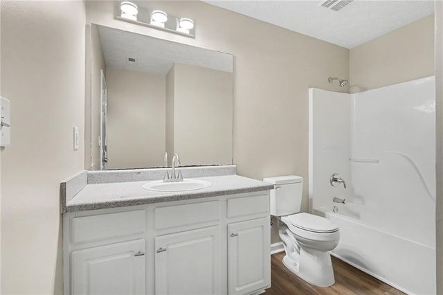 3220 Diamond Bluff, Union City, GA 30291