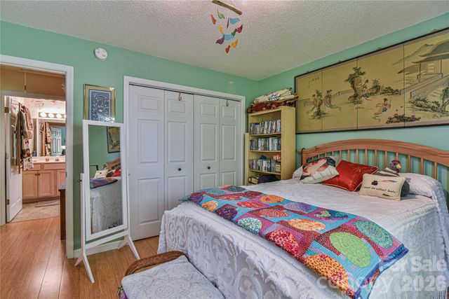 13 Silver Place, Black Mountain, NC 28711