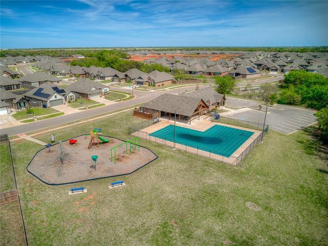 14400 Center Village Way, Piedmont, OK 73078