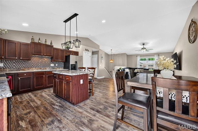 15 Fredde Court, Wentzville, MO 63385