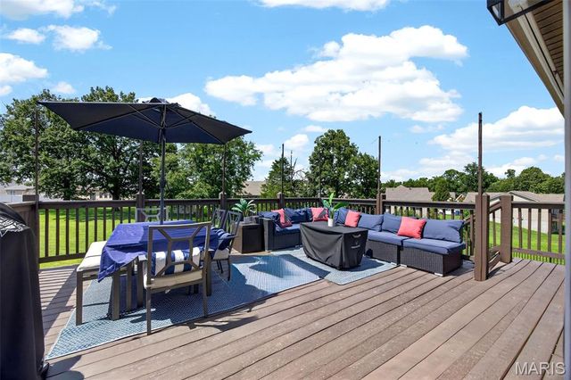 15 Fredde Court, Wentzville, MO 63385