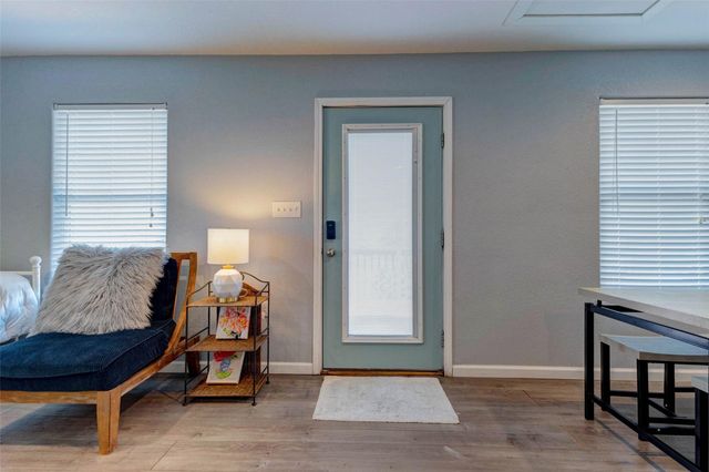 90 Dolphin Lane, Freeport, TX 77541