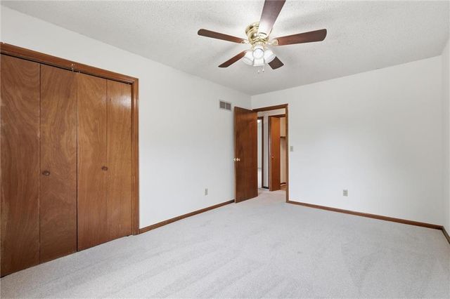 8410 New Jersey Avenue, Kansas City, KS 66112