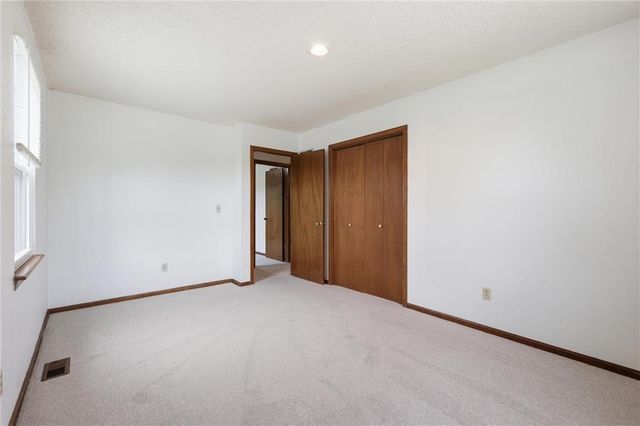 8410 New Jersey Avenue, Kansas City, KS 66112