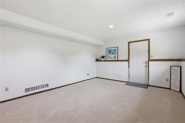 8410 New Jersey Avenue, Kansas City, KS 66112