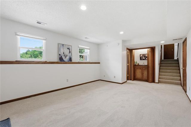 8410 New Jersey Avenue, Kansas City, KS 66112