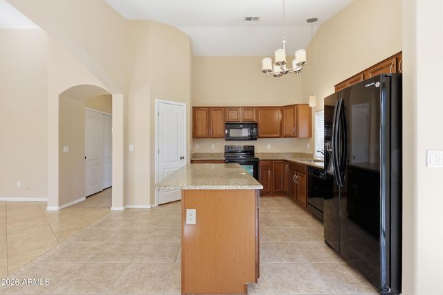 779 E MULE TRAIN Trail, San Tan Valley, AZ 85143