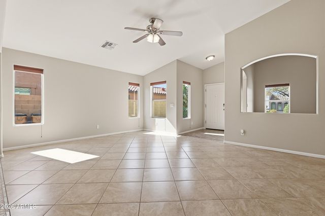 779 E MULE TRAIN Trail, San Tan Valley, AZ 85143