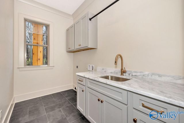 209 Earl Vaughn Drive, Huntsville, AL 35806