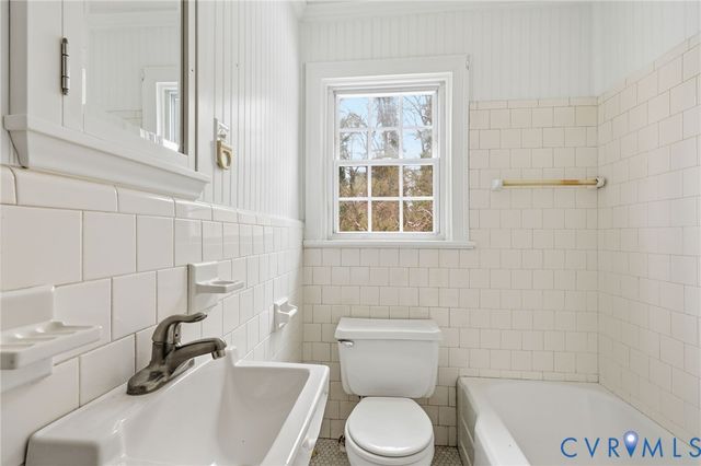 1756 Arch, Petersburg, VA 23805