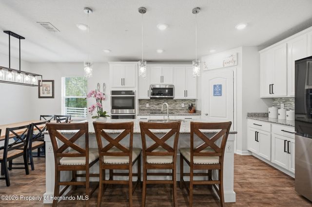 9025 Mazette Road, Weeki Wachee, FL 34613