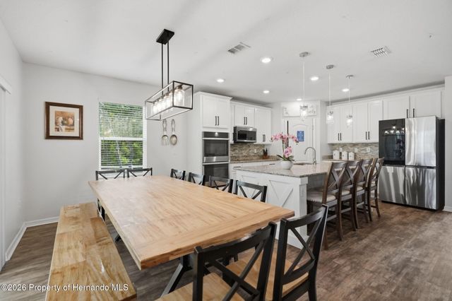9025 Mazette Road, Weeki Wachee, FL 34613