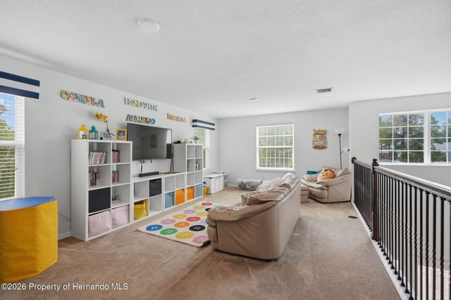 9025 Mazette Road, Weeki Wachee, FL 34613