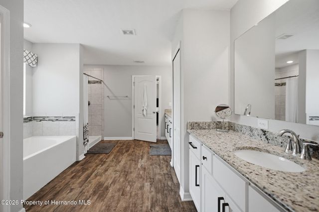 9025 Mazette Road, Weeki Wachee, FL 34613