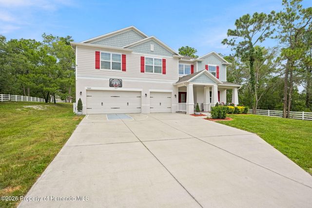 9025 Mazette Road, Weeki Wachee, FL 34613
