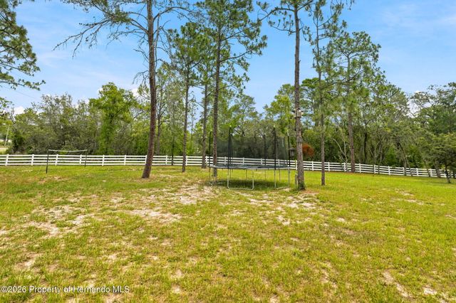 9025 Mazette Road, Weeki Wachee, FL 34613