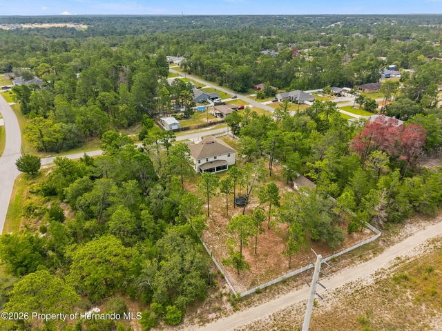 9025 Mazette Road, Weeki Wachee, FL 34613