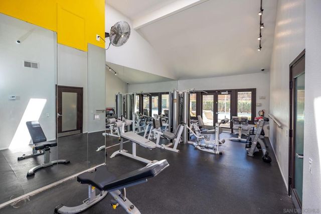 15273 Maturin 32, San Diego, CA 92127