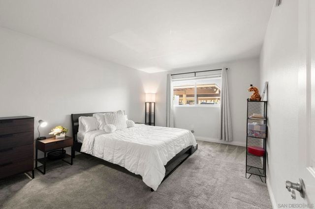 15273 Maturin 32, San Diego, CA 92127