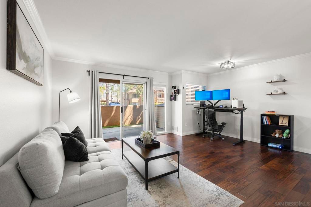 15273 Maturin 32, San Diego, CA 92127