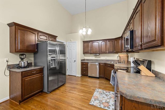 151 Bellwood Dr, Lynchburg, VA 24501