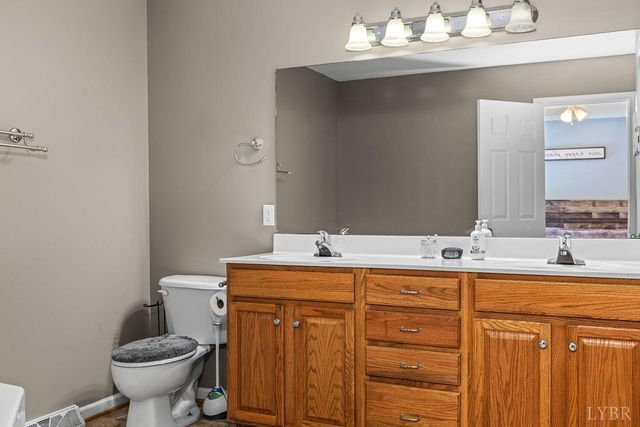 151 Bellwood Dr, Lynchburg, VA 24501