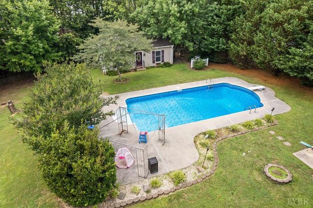 151 Bellwood Dr, Lynchburg, VA 24501
