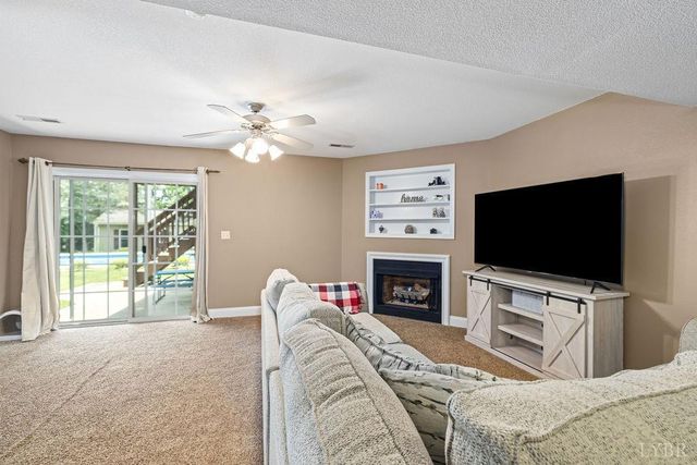 151 Bellwood Dr, Lynchburg, VA 24501