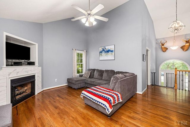 151 Bellwood Dr, Lynchburg, VA 24501