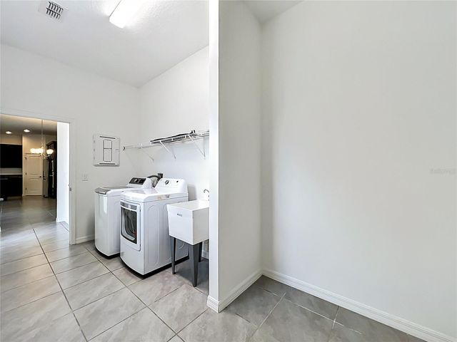 16007 MICELLI DRIVE, Winter Garden, FL 34787