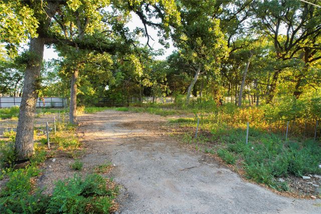 8332 Plainview Drive, Dallas, TX 75217