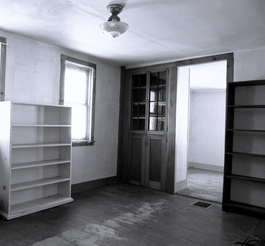 89 Route 12, Hartland, VT 05048