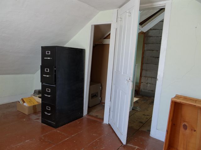 89 Route 12, Hartland, VT 05048