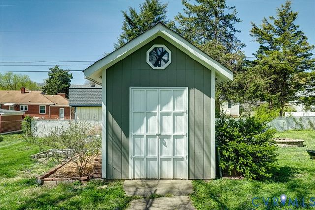 5918 Brookfield Rd, Richmond, VA 23227