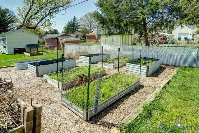 5918 Brookfield Rd, Richmond, VA 23227