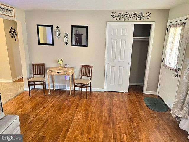 2490 CEDAR RD, York, PA 17408