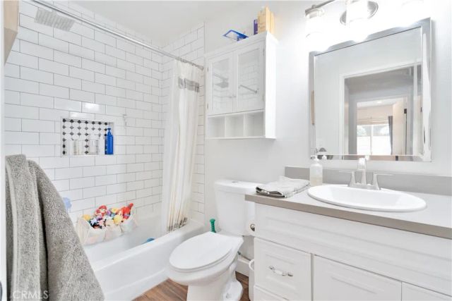25652 Palma Alta, Valencia, CA 91355