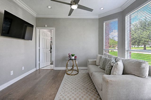 1112 Bentwater Parkway, Grand Prairie, TX 75104