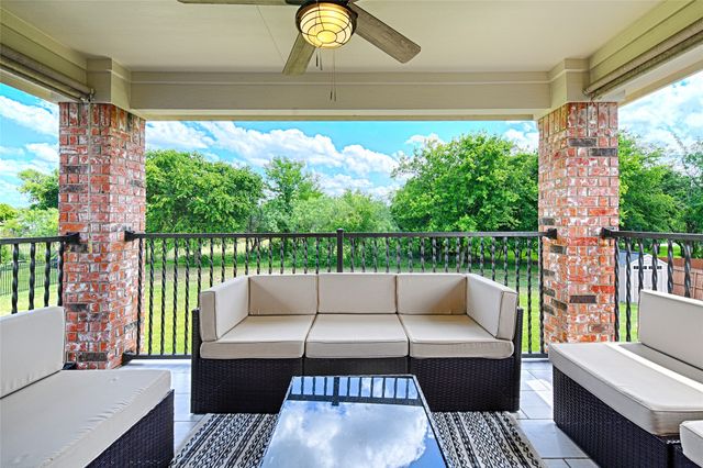 1112 Bentwater Parkway, Grand Prairie, TX 75104