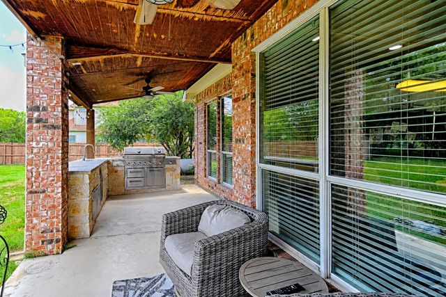 1112 Bentwater Parkway, Grand Prairie, TX 75104