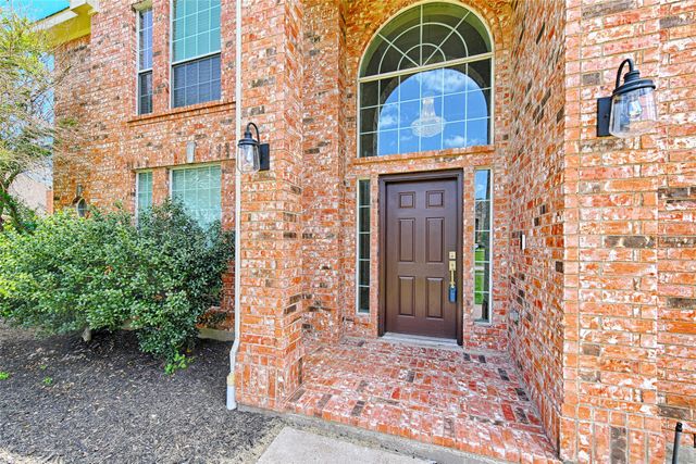 1112 Bentwater Parkway, Grand Prairie, TX 75104