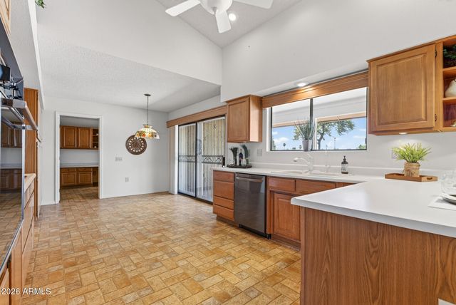 13712 W ELMBROOK Drive, Sun City West, AZ 85375
