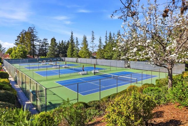 8755 Mccarty Ranch Drive, San Jose, CA 95135