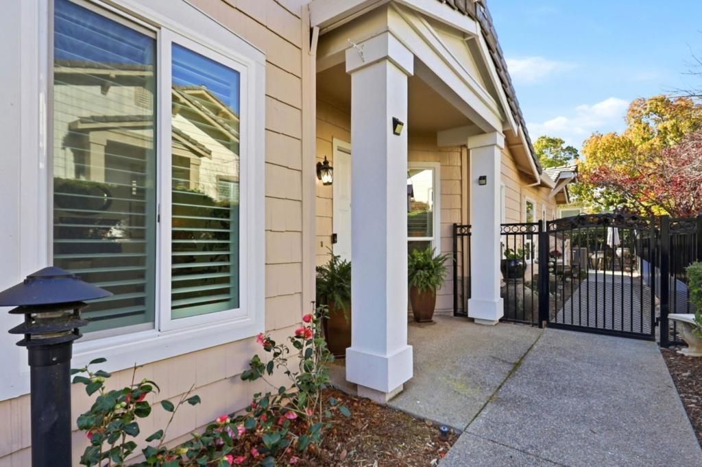 8755 Mccarty Ranch Drive, San Jose, CA 95135