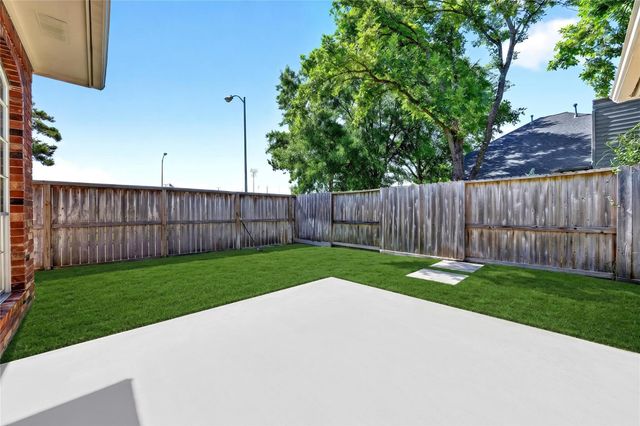 17414 Erin Way Court, Houston, TX 77095