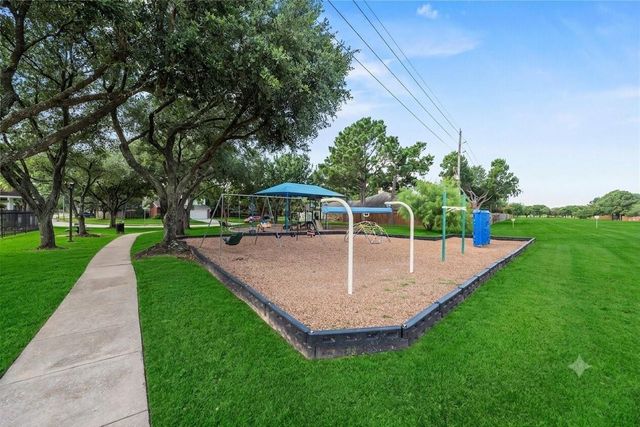 17414 Erin Way Court, Houston, TX 77095