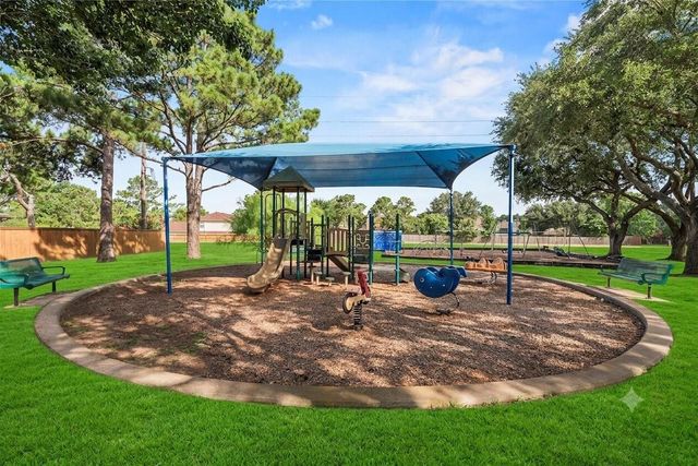 17414 Erin Way Court, Houston, TX 77095