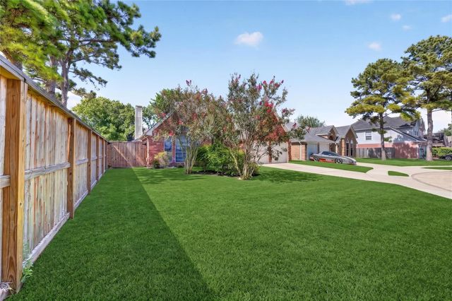 17414 Erin Way Court, Houston, TX 77095